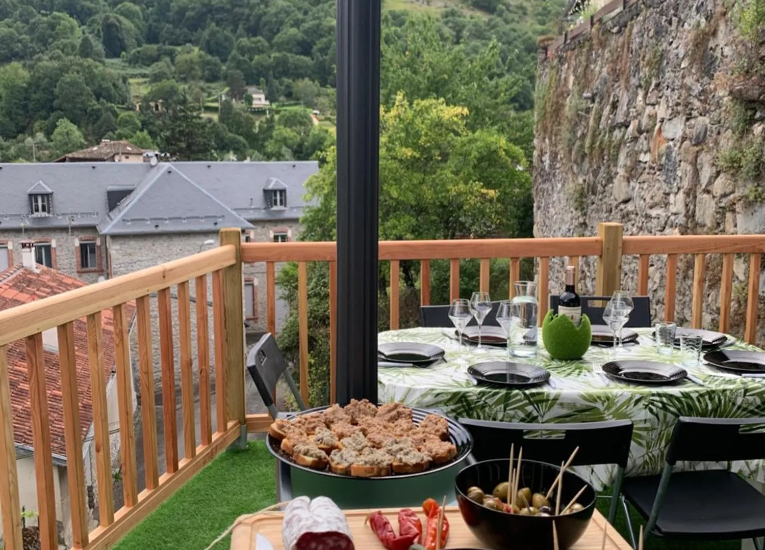 Villa L'Antre II : Maison Cosy / Ambiance Chalet. Mauleon-Barousse